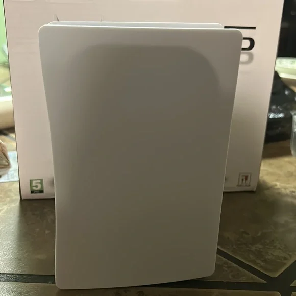 Game station 5